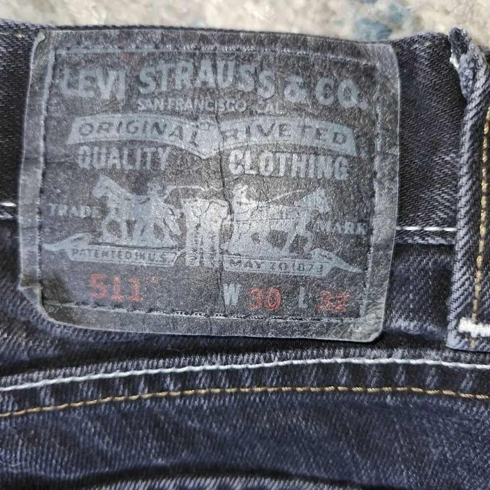 Levi's 511 Slim Mens Jeans || 30 x 32 || EUC